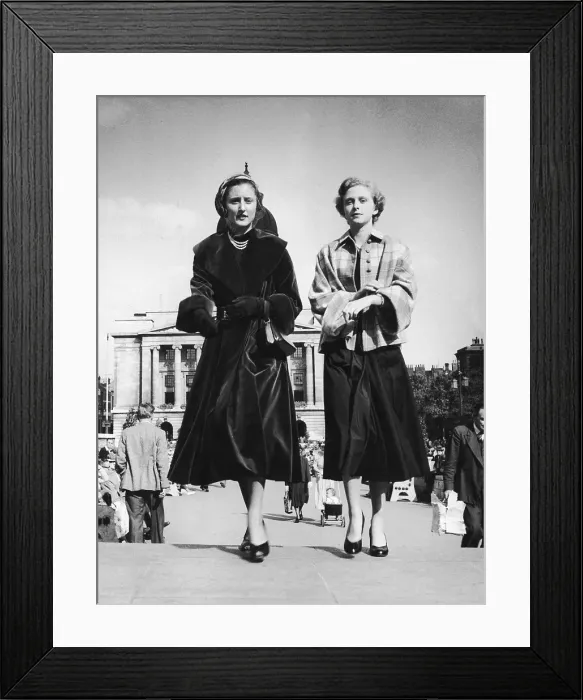 Framed Print : Strolling In Nottingham Framed Print : Strolling In Nottingham