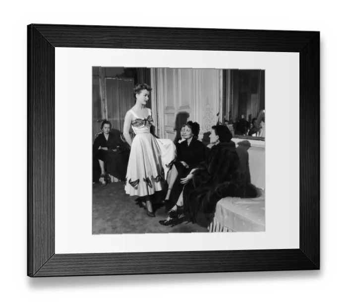 Framed Print : Fashion Mannequin Framed Print : Fashion Mannequin
