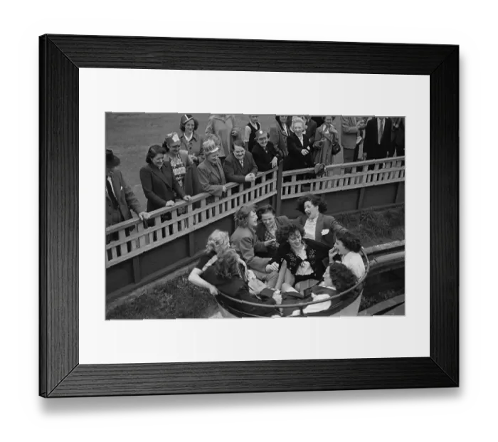 Framed Print : Southend Funfair Ride Framed Print : Southend Funfair Ride