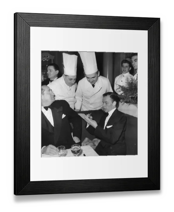 Framed Print : Sinatra Signing