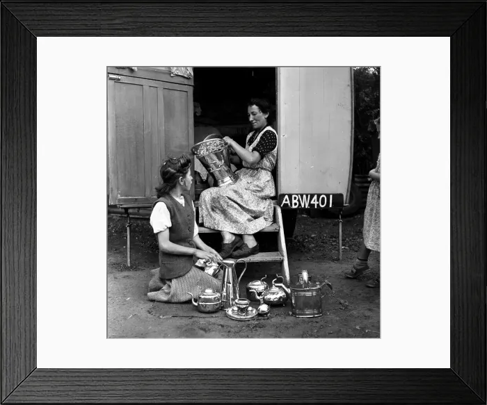 Framed Print : Romany Women Framed Print : Romany Women