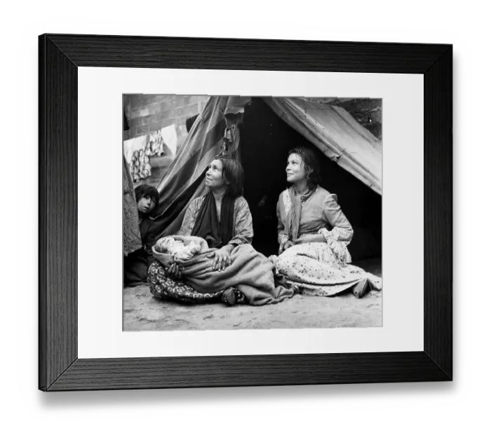 Framed Print : Barcelona Begging