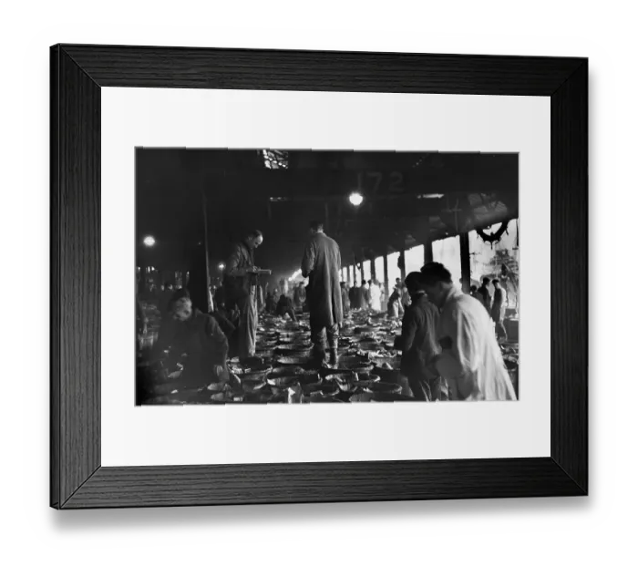 Framed Print : Fish Sales At Hull Framed Print : Fish Sales At Hull