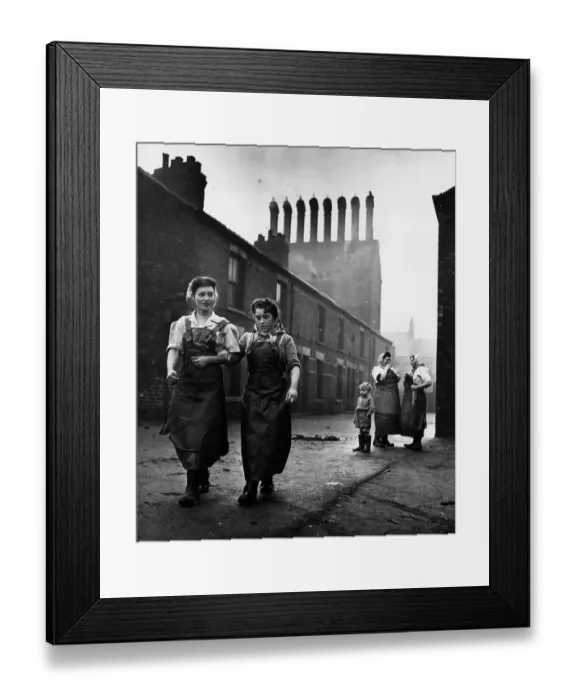 Framed Print : Fishergirls Framed Print : Fishergirls