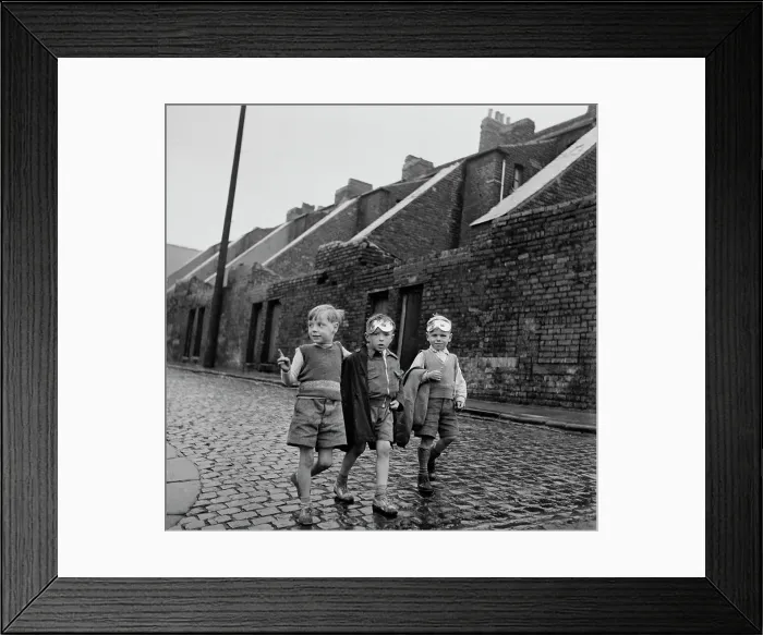 Framed Print : Tyneside Boys Framed Print : Tyneside Boys