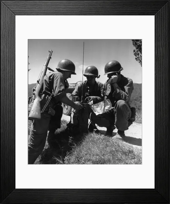 Framed Print : Making Contact Framed Print : Making Contact