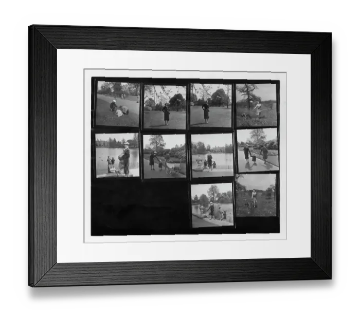 Framed Print : Audrey Hepburn In London Framed Print : Audrey Hepburn In London
