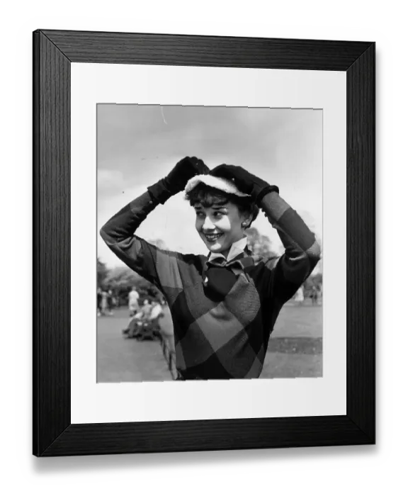 Framed Print : Audrey Hepburn Framed Print : Audrey Hepburn
