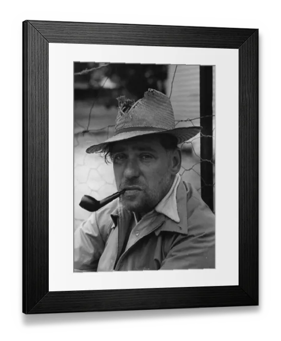 Framed Print : Bert Hardy Framed Print : Bert Hardy