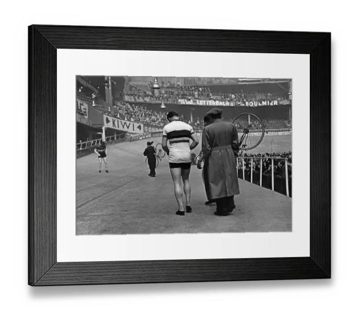 Framed Print : Harris In Paris