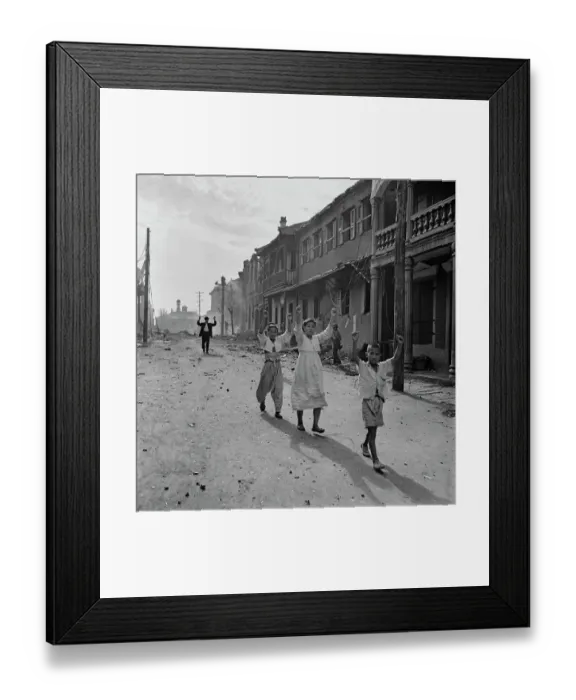 Framed Print : Surrender. Residents of the Korean port of Inchon surrender to American troops