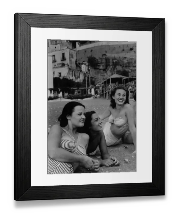Framed Print : Holidaymakers Framed Print : Holidaymakers
