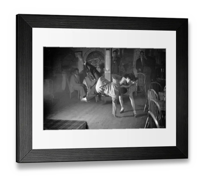 Framed Print : Dancing Couple