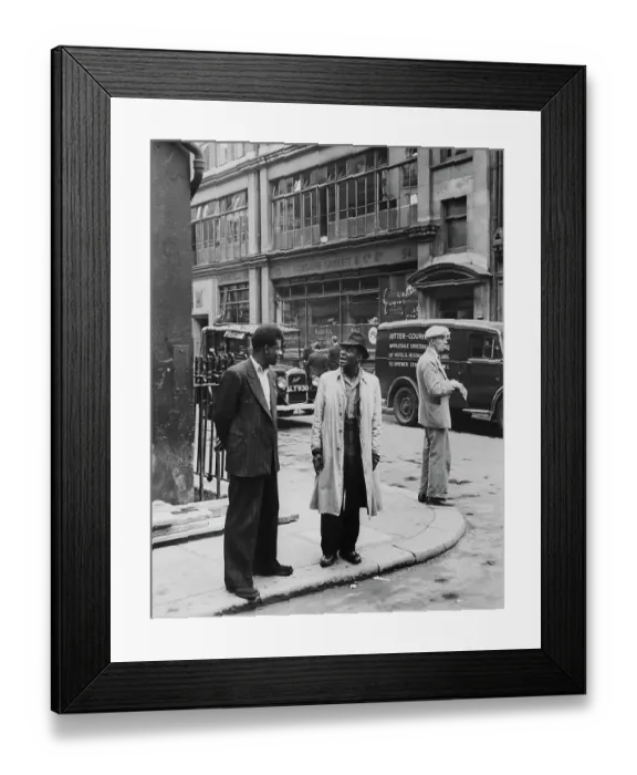 Framed Print : Shooting The Breeze