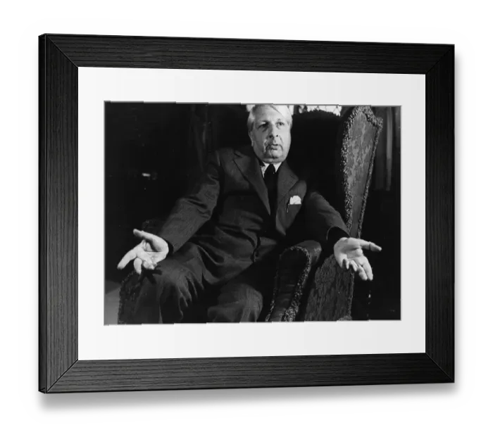 Framed Print : Giorgio De Chirico Framed Print : Giorgio De Chirico