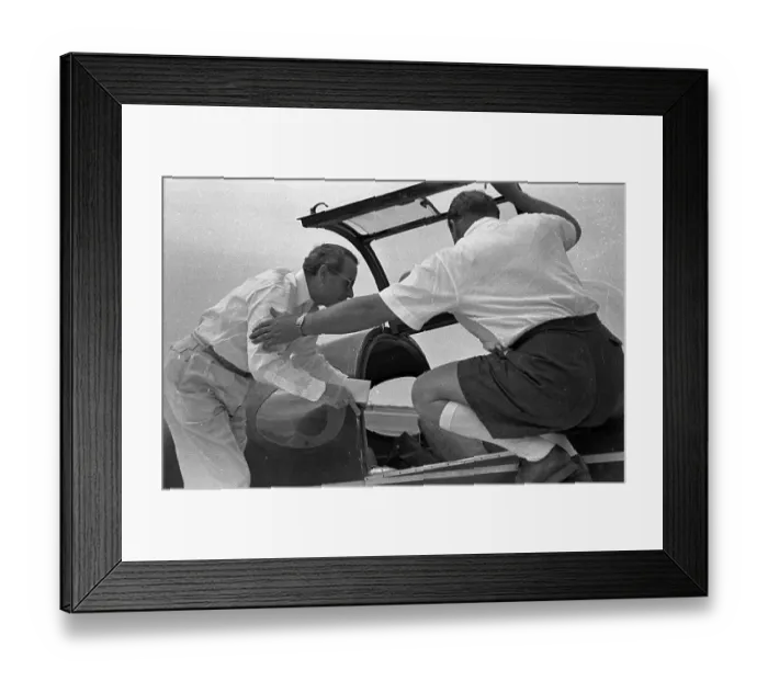 Framed Print : En Route Commissioner Framed Print : En Route Commissioner