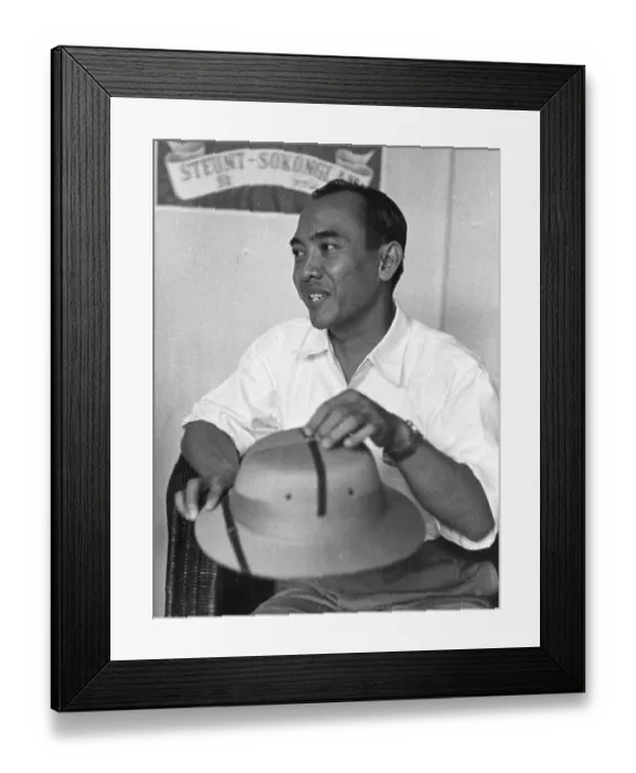 Framed Print : Achmed Soekarno Framed Print : Achmed Soekarno