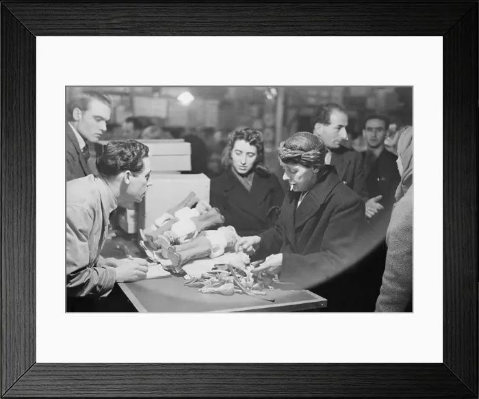 Framed Print : Choosing Balloons Framed Print : Choosing Balloons