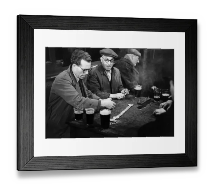 Framed Print : Dominoes. 8th January 1949: Regulars drink, smoke, Framed Print : Dominoes. 8th January 1949: Regulars drink, smoke,