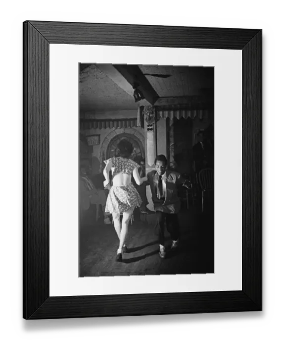 Framed Print : Dancing It Off Framed Print : Dancing It Off