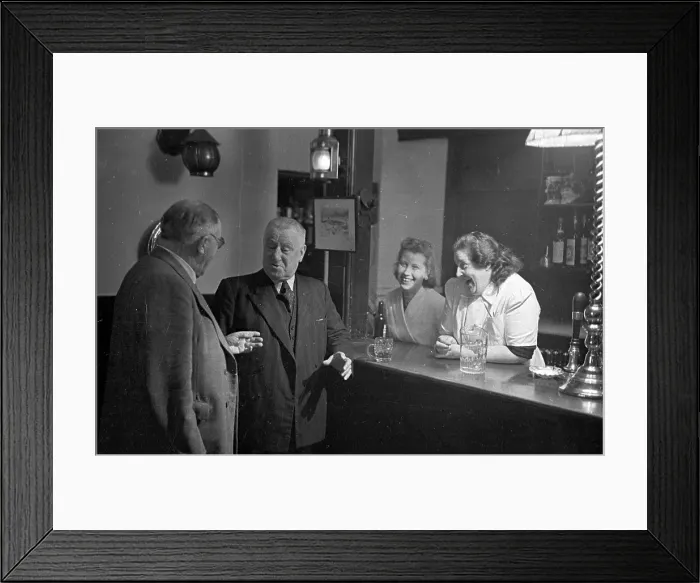 Framed Print : Jack Tinn. 11th December 1948: Jack Tinn, for twenty years the Portsmouth Framed Print : Jack Tinn. 11th December 1948: Jack Tinn, for twenty years the Portsmouth