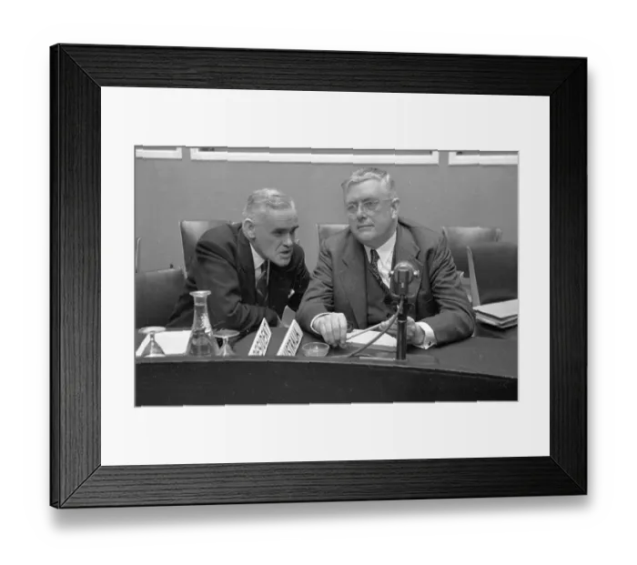 Framed Print : UNO Delegates Framed Print : UNO Delegates