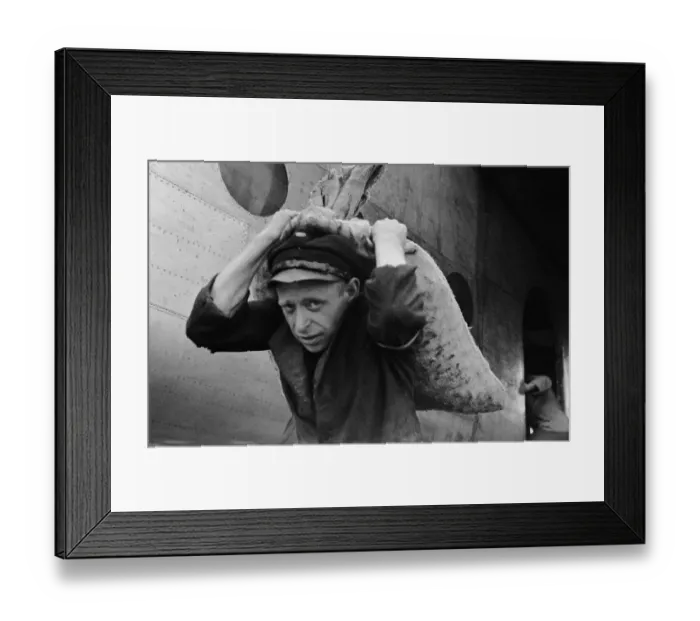 Framed Print : Berlin Airlift Framed Print : Berlin Airlift
