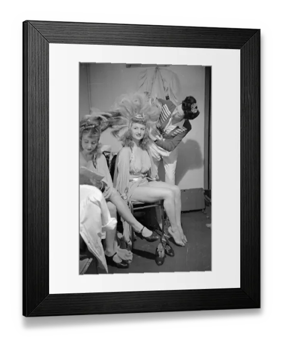 Framed Print : Finishing Touches Framed Print : Finishing Touches