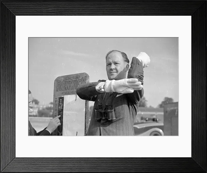 Framed Print : Racing Tic-Tac Framed Print : Racing Tic-Tac