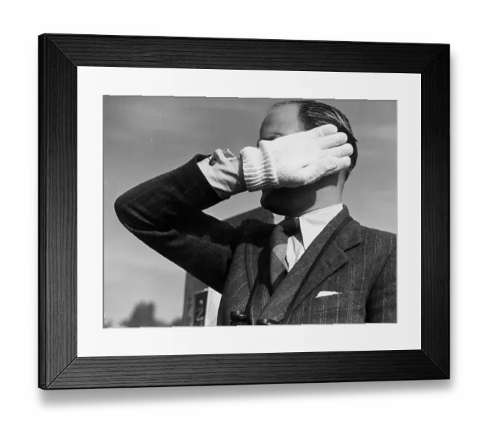 Framed Print : Racing Tic-Tac Framed Print : Racing Tic-Tac