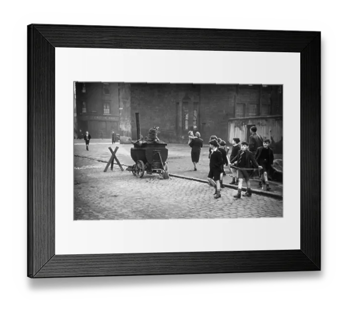 Framed Print : Gorbals Scene Framed Print : Gorbals Scene