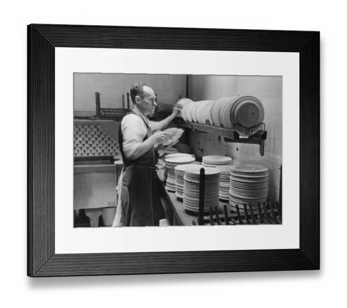 Framed Print : Washing Up at The Grand Framed Print : Washing Up at The Grand