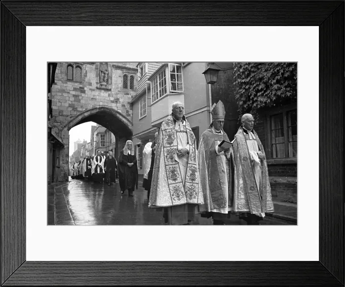 Framed Print : To Church. 9th November 1946: Dr Geoffrey Charles Lunt Framed Print : To Church. 9th November 1946: Dr Geoffrey Charles Lunt