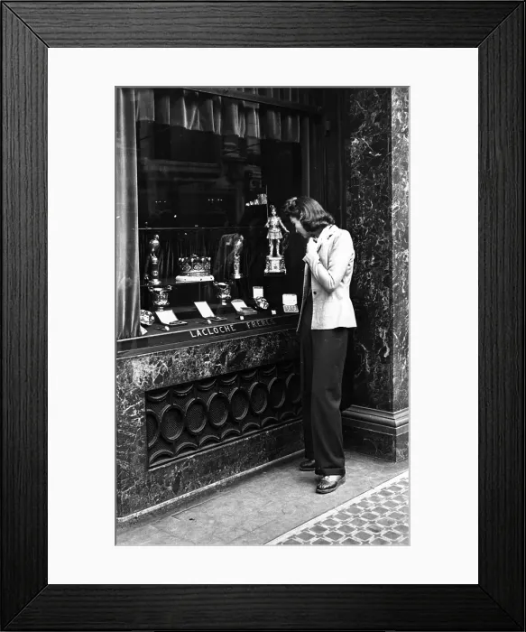 Framed Print : Modern Girl Framed Print : Modern Girl