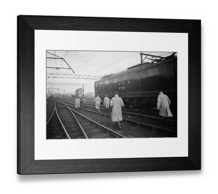 Framed Print : Electric Train Framed Print : Electric Train