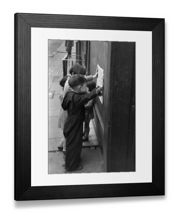 Framed Print : Comic Share Framed Print : Comic Share