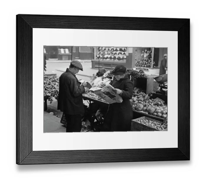 Framed Print : Life in the Lambeth Walk