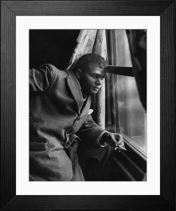 Framed Print : Ceylonese Briton Framed Print : Ceylonese Briton