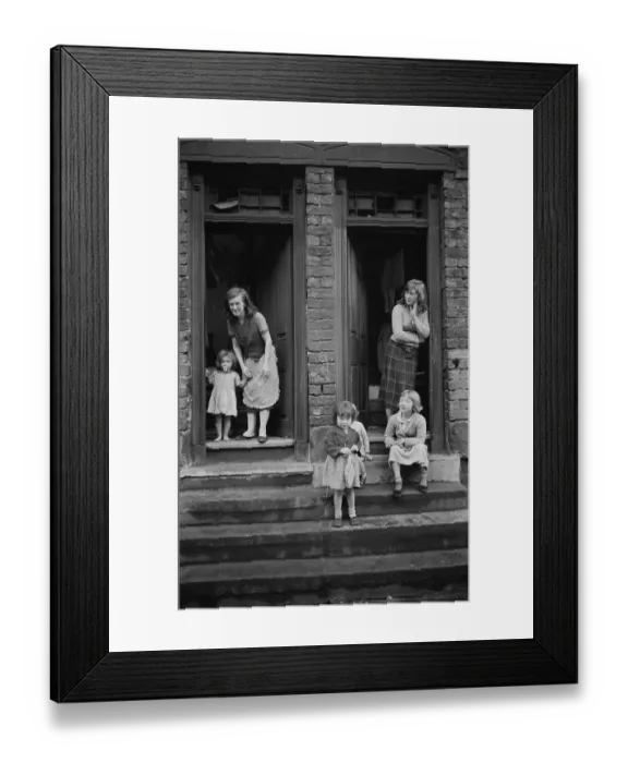 Framed Print : Liverpool Housewives Framed Print : Liverpool Housewives