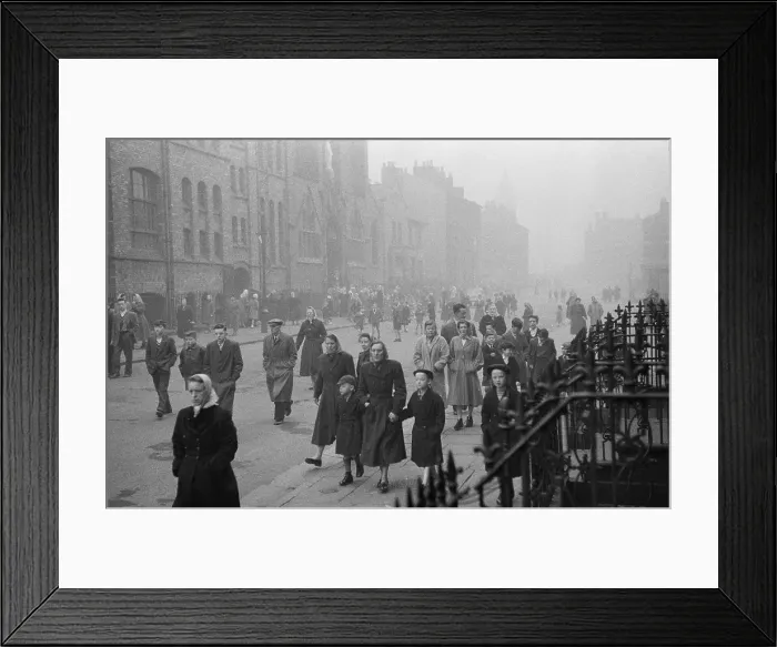 Framed Print : Liverpool Street Scene Framed Print : Liverpool Street Scene