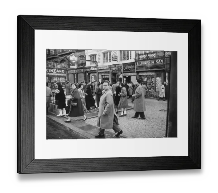 Framed Print : Madrid Metro Framed Print : Madrid Metro