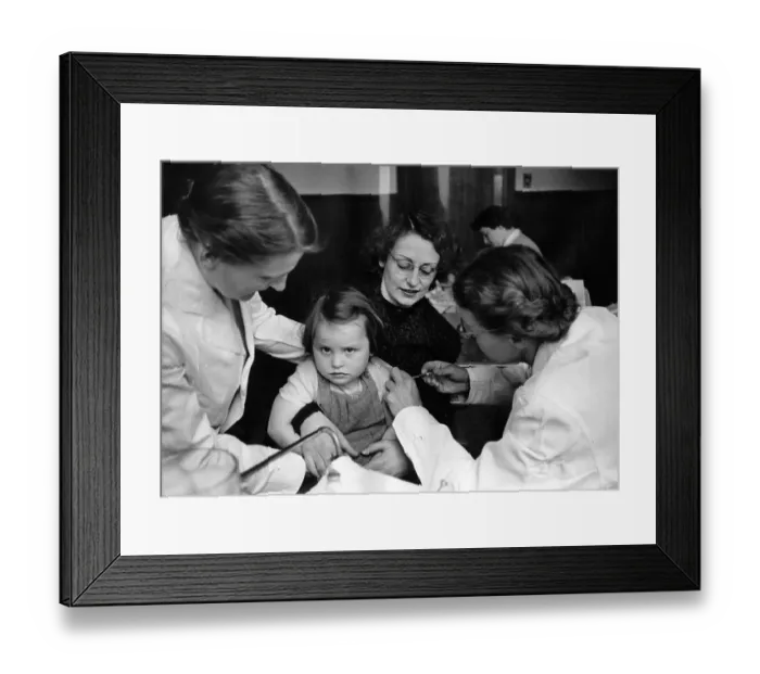 Framed Print : Vaccine Injection Framed Print : Vaccine Injection