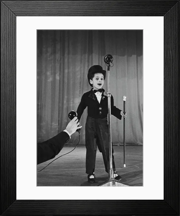 Framed Print : Christmas Show Framed Print : Christmas Show