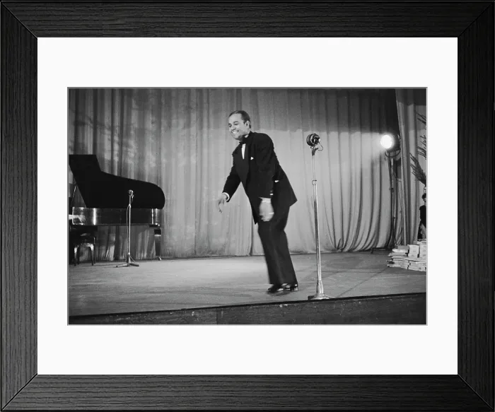 Framed Print : Christmas Show Framed Print : Christmas Show
