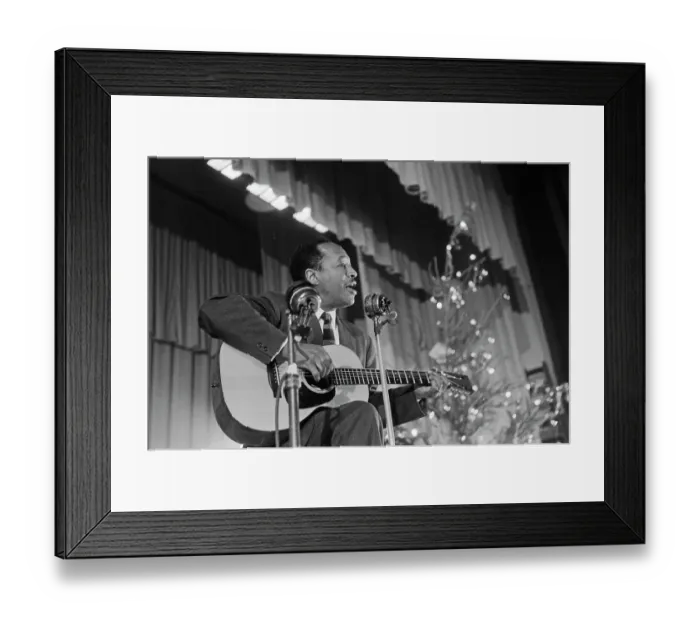 Framed Print : Christmas Show Framed Print : Christmas Show
