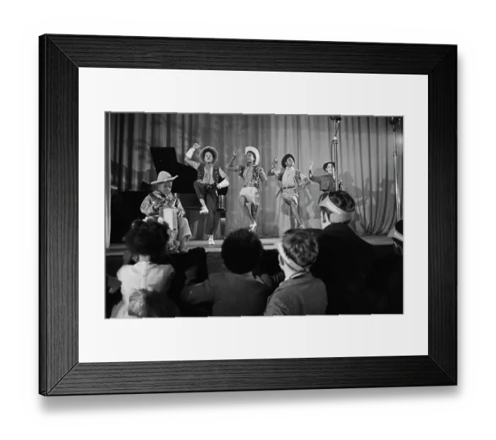 Framed Print : Christmas Show Framed Print : Christmas Show