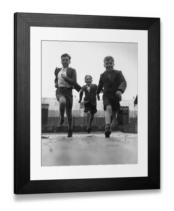 Framed Print : On The Run Framed Print : On The Run