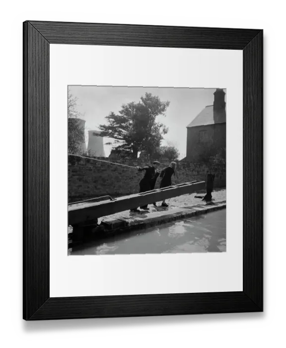 Framed Print : Grand Union Canal Framed Print : Grand Union Canal