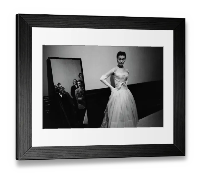 Framed Print : Dior Show In Glasgow Framed Print : Dior Show In Glasgow