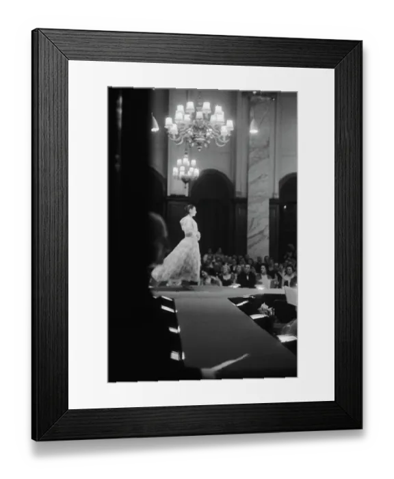 Framed Print : Dior Show In Glasgow Framed Print : Dior Show In Glasgow